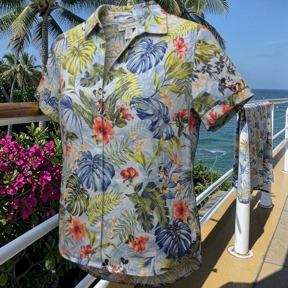 Tommy Bahama Tops - LIMITED EDITION Tommy Bahama Disney Jungle Jubilee Linen Shirt XS Mickey Rare